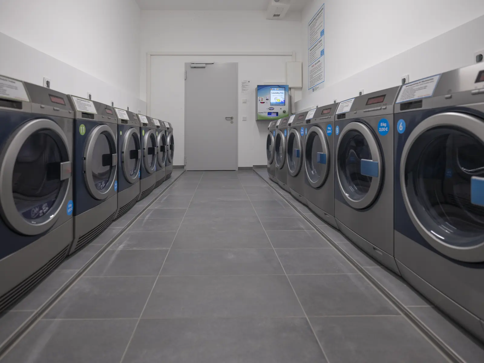 Shared laundry room at Cool Studios